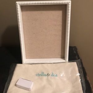 Stella & Dot jewelry frame